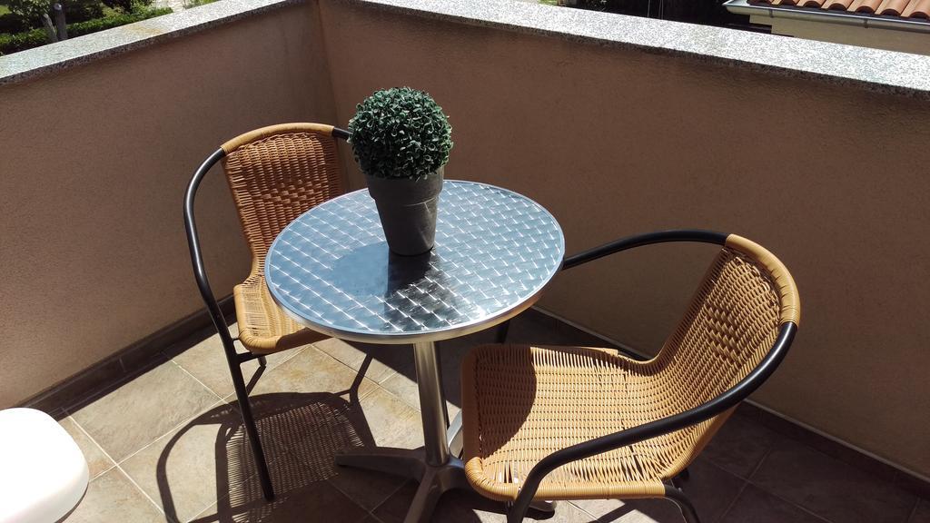 Apartment Casa Eni Drazice Ngoại thất bức ảnh