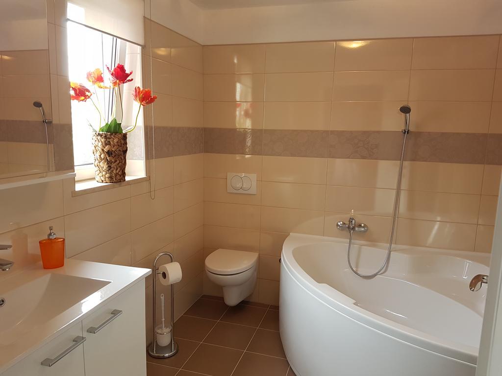 Apartment Casa Eni Drazice Ngoại thất bức ảnh